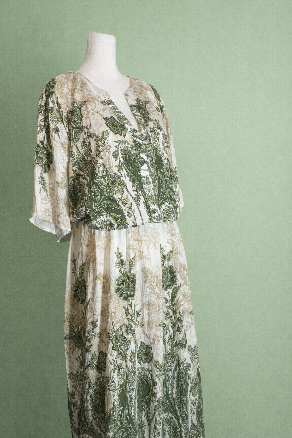 Bloom Chic Dress