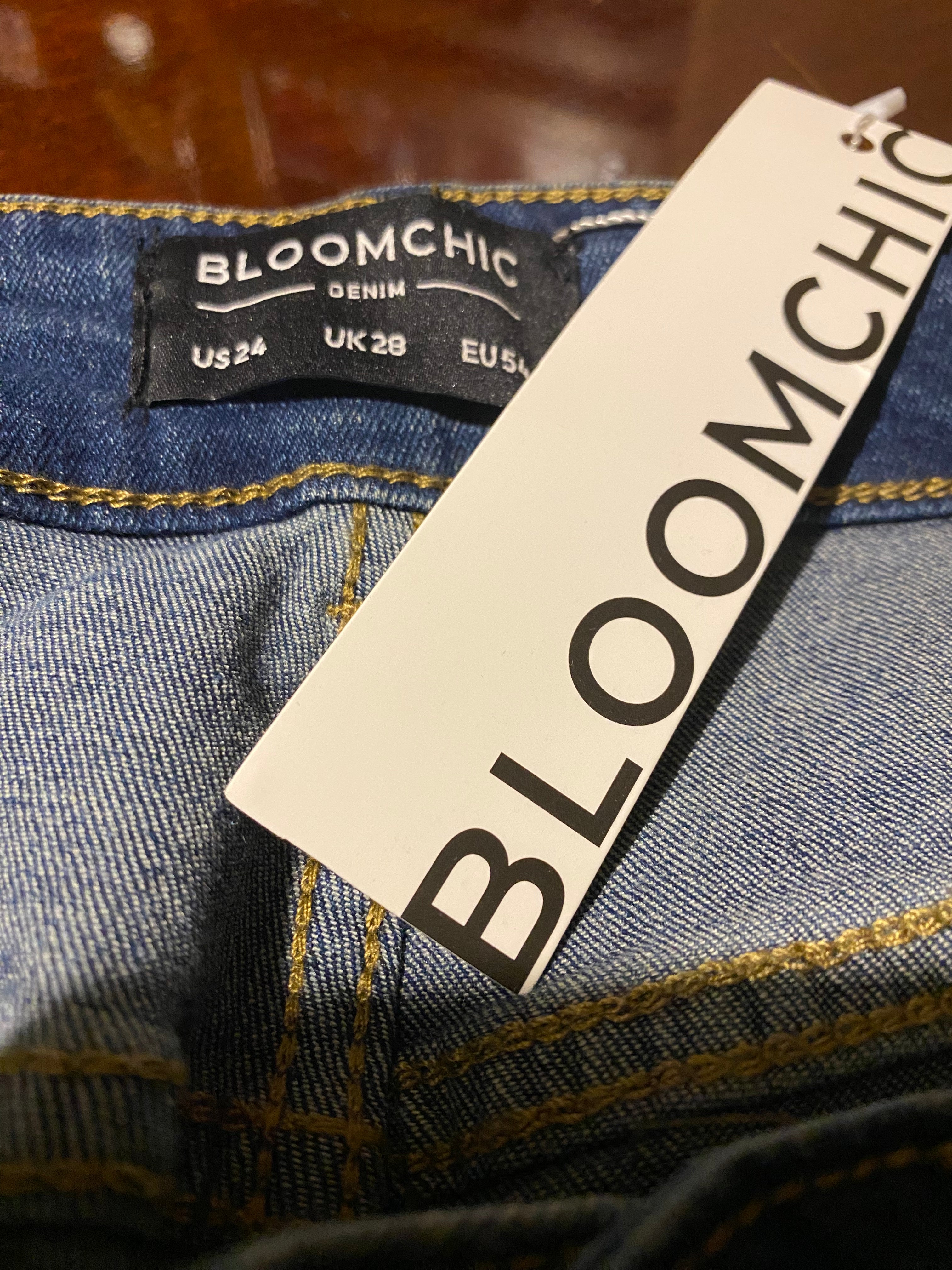 Bloom Chic Jeans